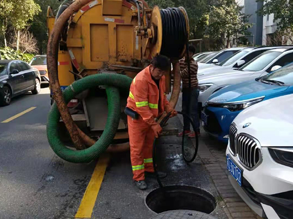 石河镇排污管道清淤